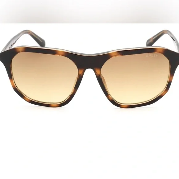 Guess NWT Sunglasses with Case Guess NWT Women main image 3